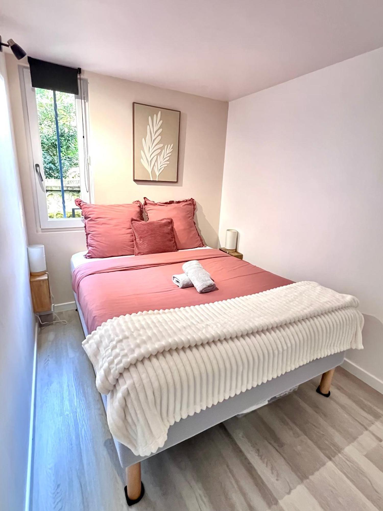 Le Badebec, Appt Dans Maison Typique Avec Jardin Prive Шинон Экстерьер фото